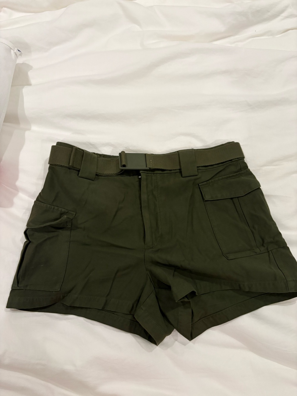 Aritzia TNA Army Green Cargo Shorts